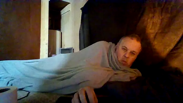 Nightshade7712 online show from December 15, 2:08 am