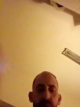 Gigolo profissional online show from February 8, 6:52 am