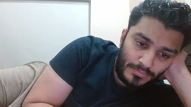 robintoit online show from November 12, 5:29 pm