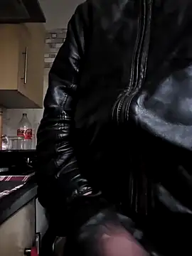 mysticfalls37 online show from December 15, 1:19 pm