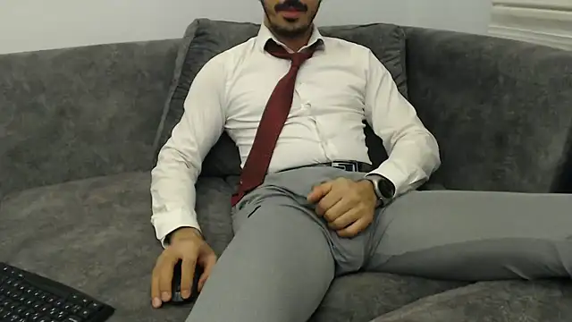 Naughtb0y online show from May 22, 7:19 pm
