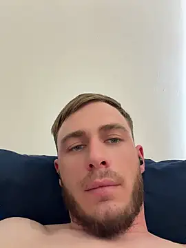 Julian128 online show from June 4, 3:51 pm