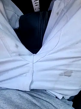 robertilevis online show from March 19, 4:34 pm