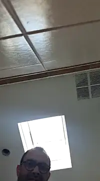 robertilevis online show from March 14, 5:02 pm