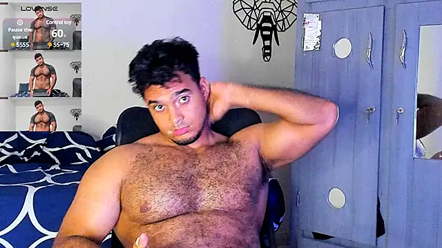 Snapshot of Big_furry_bear13 chatting on March 8, 6:41 am Big furry bear13 online show from March 8, 6:41 am