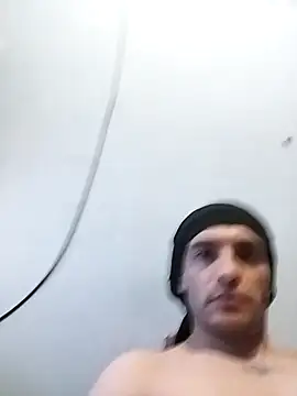 Snapshot of EmeEme11 chatting on October 27, 5:43 am EmeEme11 online show from October 27, 5:43 am