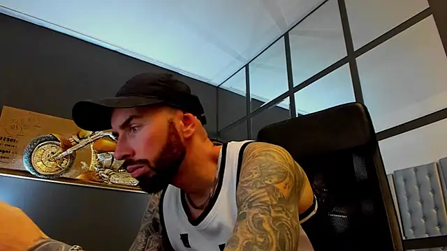 AronGrant online show from February 8, 12:21 pm