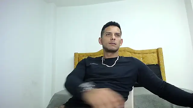 Chris Dick23 online show from April 1, 5:42 am