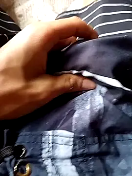 Snapshot of Cheostrip chatting on October 28, 6:43 pm Cheostrip online show from October 28, 6:43 pm