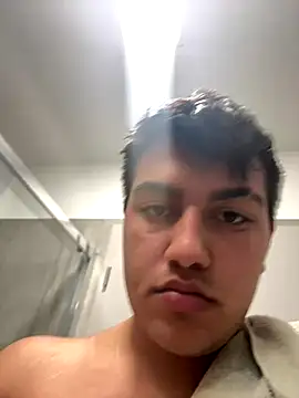 lacikaboyy online show from December 2, 9:59 pm