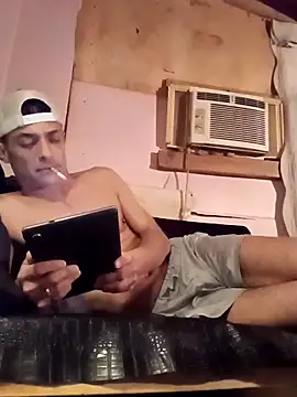 Snapshot of Dickinyou1980 chatting on March 16, 3:47 am Dickinyou1980 online show from March 16, 3:47 am