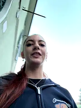 billone00 online show from October 23, 4:21 pm