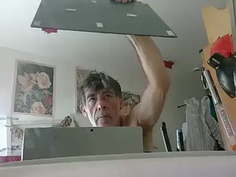 Snapshot of DaddyQuimHot chatting on November 1, 12:09 pm DaddyQuimHot online show from November 1, 12:09 pm