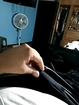 GILBERTHOR92 online show from January 6, 5:33 am