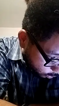 Snapshot of Dj-yefri-pauta chatting on December 6, 10:41 pm Dj-yefri-pauta online show from December 6, 10:41 pm