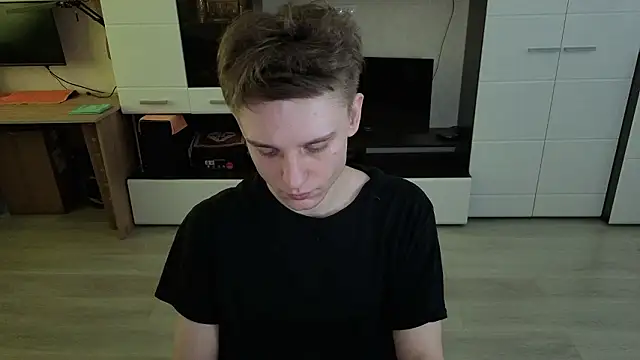 angryzan online show from February 17, 5:50 am