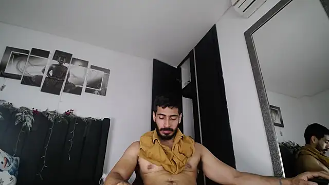 muscle ares online show from December 8, 1:14 pm