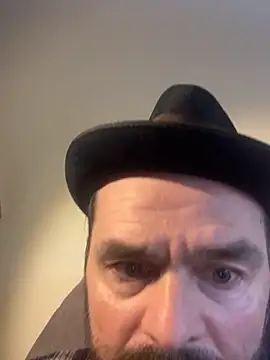 TB1977DK online show from December 15, 9:28 am