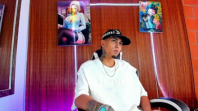 Liam lee online show from February 18, 6:38 pm