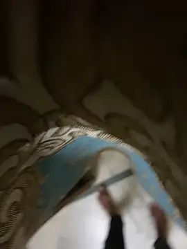 Snapshot of therawnomad chatting on January 8, 8:29 pm therawnomad online show from January 8, 8:29 pm