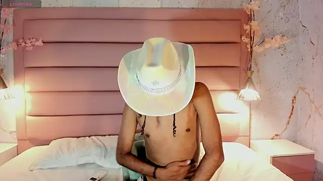 Maxim-Walker online show from September 13, 4:02 am