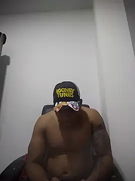 SaucyAffair0 online show from March 11, 9:37 pm