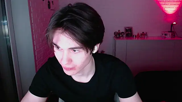 MarkusDean online show from March 13, 6:58 pm