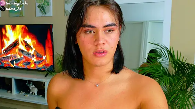 Liam Taylor online show from October 31, 3:52 am