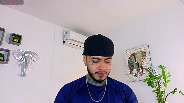 JordanSmiith  online show from February 17, 8:30 pm