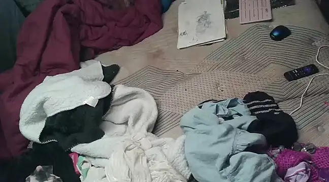 cdressupdiva online show from December 31, 4:04 pm