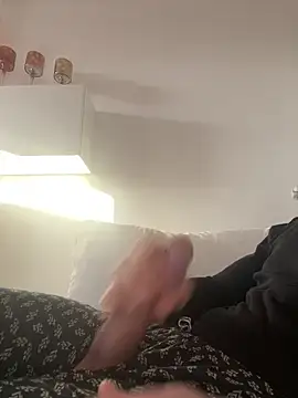 Frank22xx online show from March 22, 6:40 am