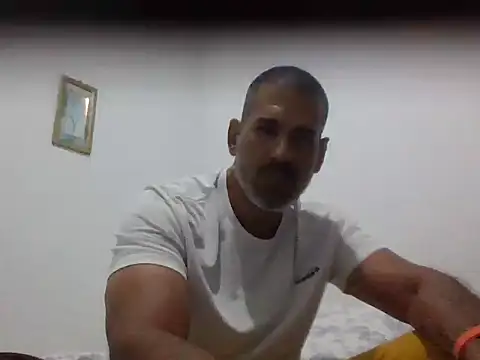 jackbigcock11 online show from December 23, 3:37 am