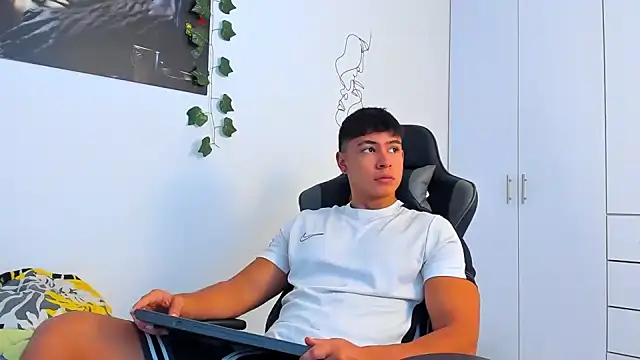 Bray Kevin online show from December 16, 6:15 pm