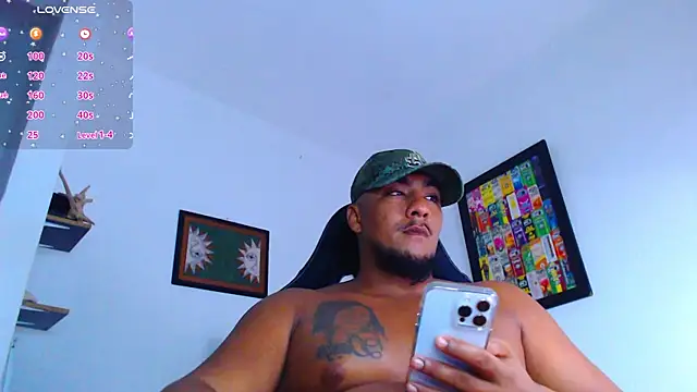 yosoy enzo2020 online show from January 11, 5:00 am