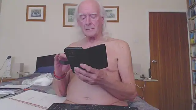 WaverlyKernow online show from March 21, 4:00 pm