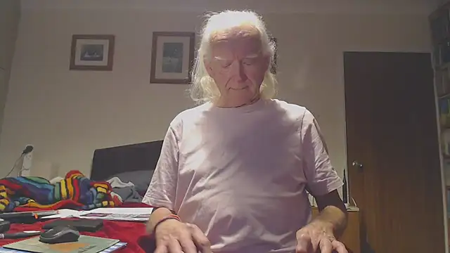 WaverlyKernow online show from January 10, 9:02 am