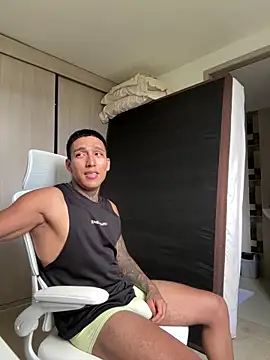 sendfer online show from October 22, 8:45 pm