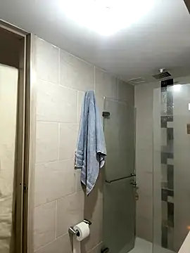 sendfer online show from November 15, 9:17 pm