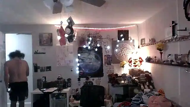 BobbyQ29 online show from January 13, 10:30 am