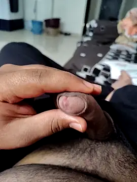 SplitPrestige19 online show from February 22, 9:21 am