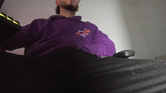 s sven03 online show from November 11, 9:14 am