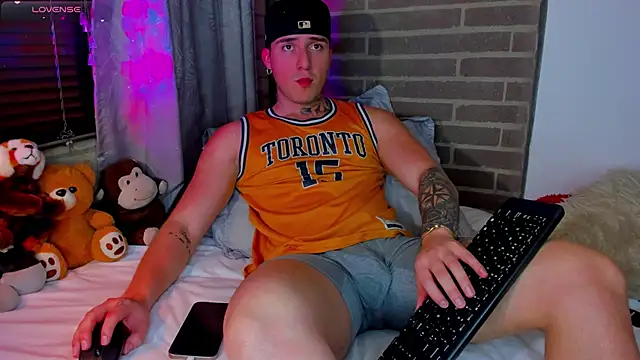 liam oficial02 online show from February 18, 3:26 am