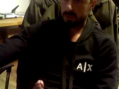 Snapshot of giorgakaci69 chatting on February 24, 7:52 pm giorgakaci69 online show from February 24, 7:52 pm