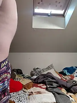 Bartzrl online show from November 21, 1:10 pm