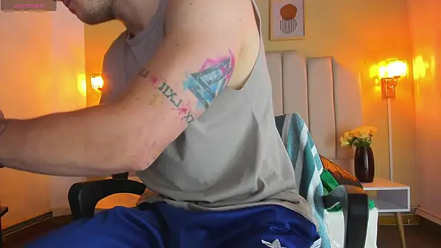 juan prior online show from November 17, 1:25 pm