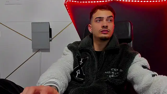 BrandonTate online show from February 6, 5:59 am