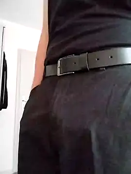 Snapshot of alejandrololo chatting on October 15, 11:07 am alejandrololo online show from October 15, 11:07 am