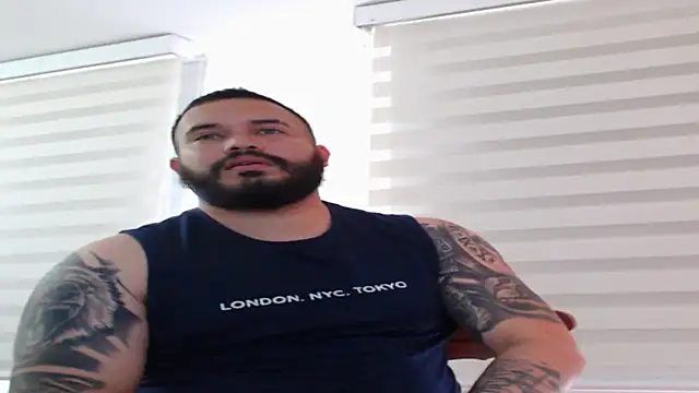 alexandergranda71 online show from February 8, 4:04 pm