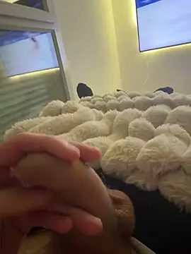 fuckitzer online show from February 19, 9:44 pm