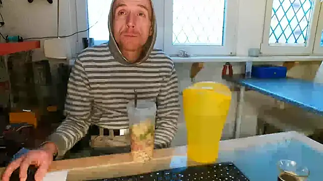 BongChannel online show from January 7, 2:00 pm